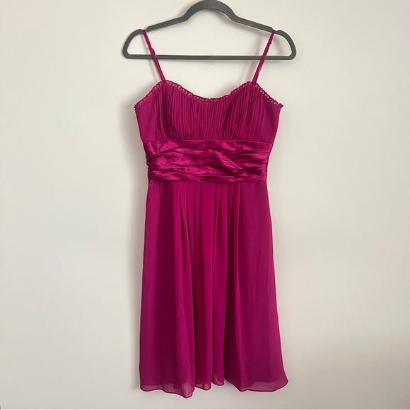 Democracy Dresses & Skirts - Democracy Fuchsia Chiffon Pleated Cocktail Dress Empire Waist Party Dress Size 6